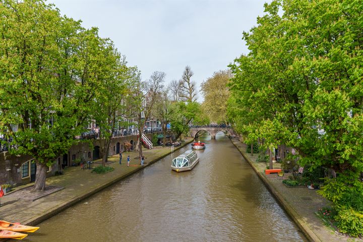 View photo 29 of Vrouwjuttenstraat 36