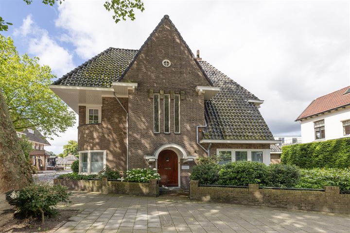 Albrechtlaan 1, Bussum