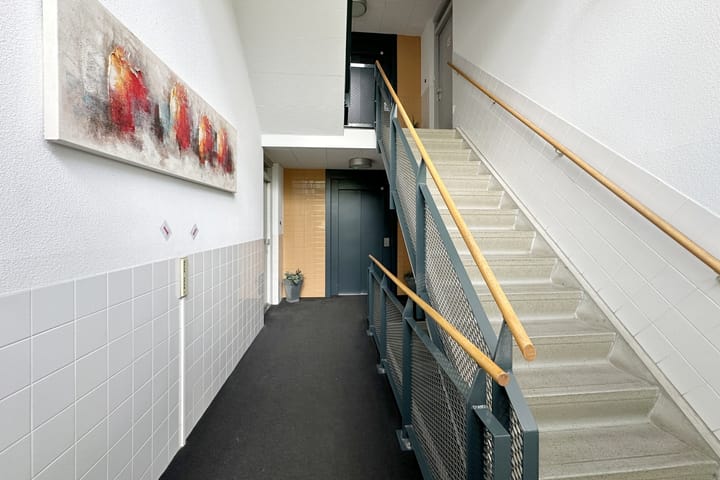 Foto 4 van Van Esveldstraat 13-A