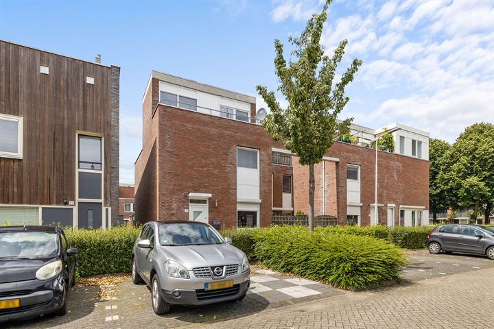 Bekijk foto 1 van Rigastraat 41