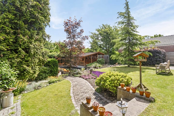 Foto 2 van Dorpsstraat 1