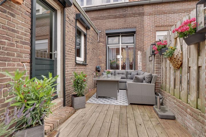 View photo 11 of Tengbergenstraat 6