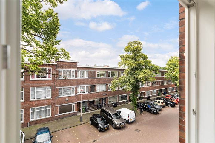 View photo 29 of Linnaeusstraat 111