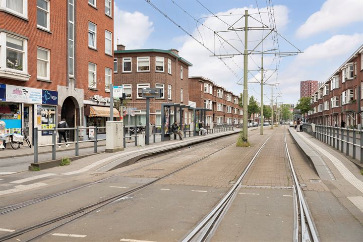 View photo 36 of Linnaeusstraat 111