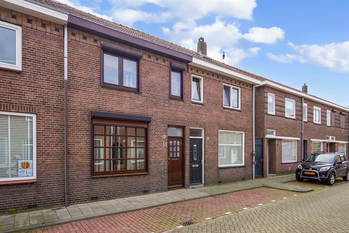 Bekijk foto 30 van Dennenstraat 22