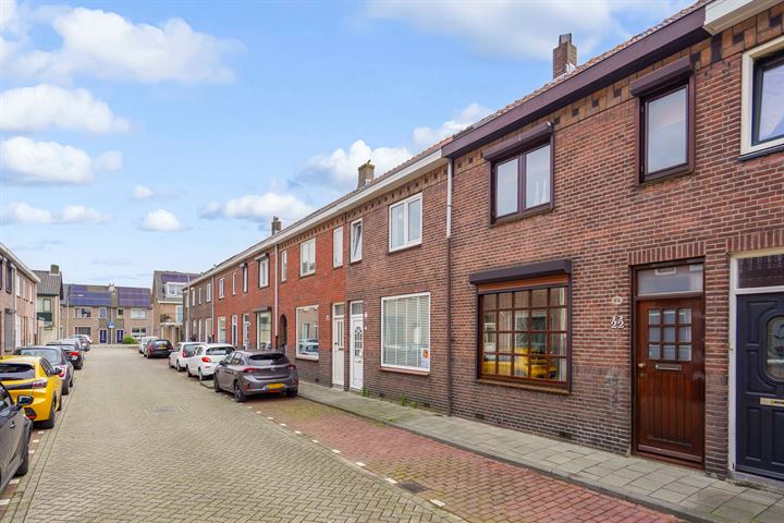 Bekijk foto 32 van Dennenstraat 22