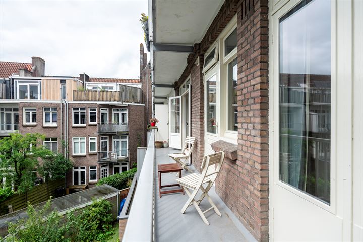 View photo 9 of Geleenstraat 27-2