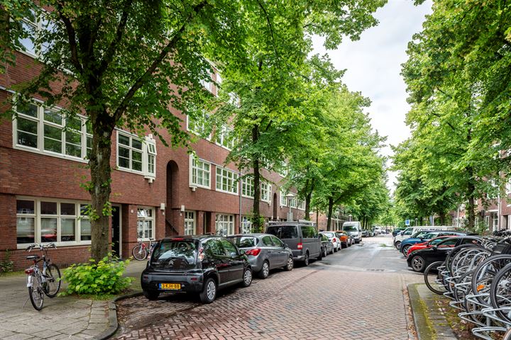 View photo 22 of Geleenstraat 27-2