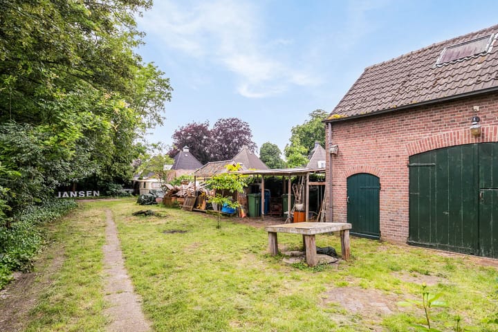 Photo 58 of Hoofdstraat 33