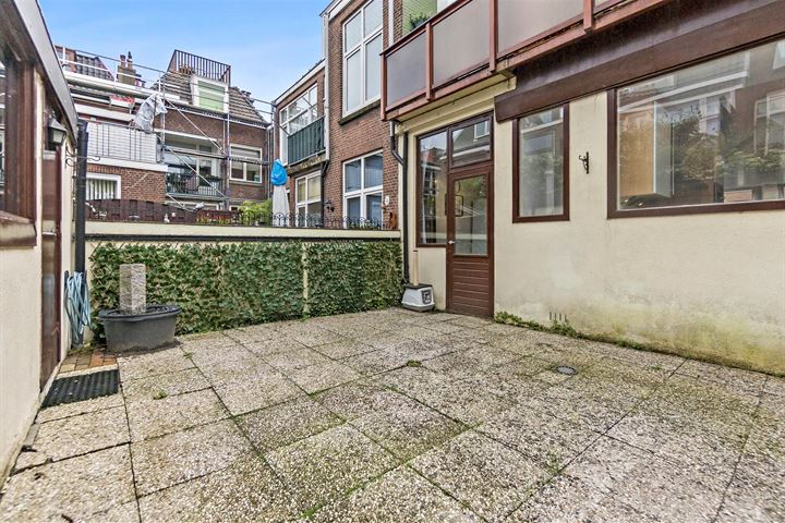 Bekijk foto 16 van Van Egmondstraat 17