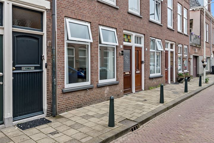 Bekijk foto 24 van Van Egmondstraat 17