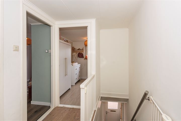 Bekijk foto 15 van Frederikastraat 89