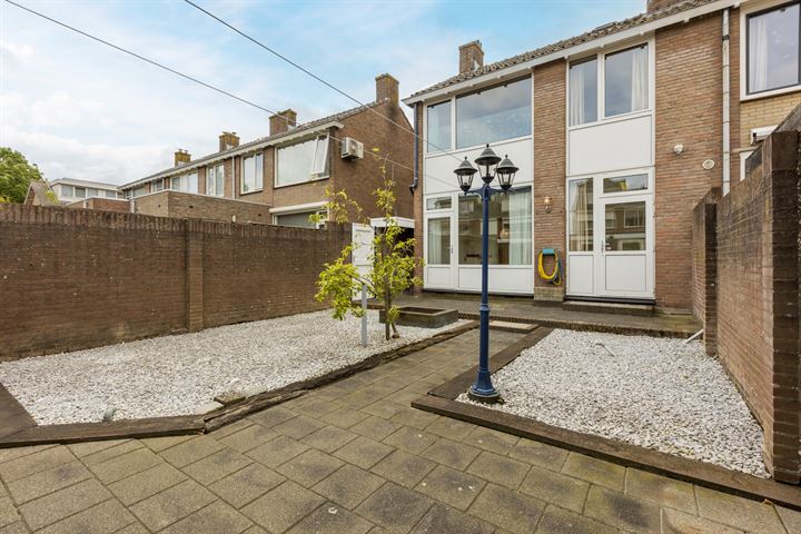 Bekijk foto 31 van Varenstraat 8