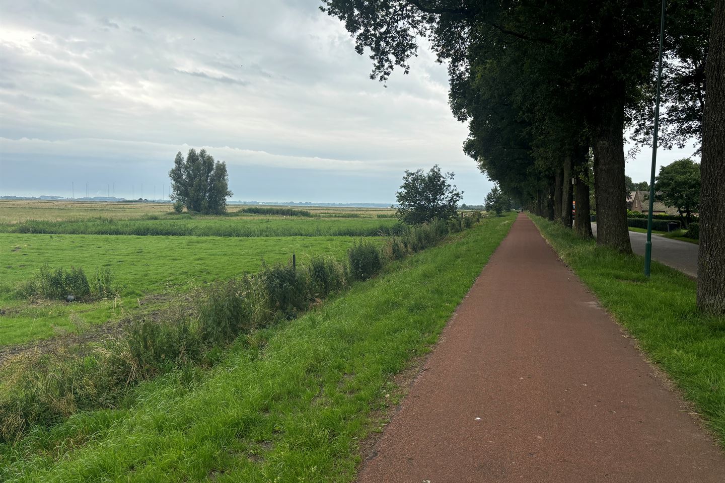 Bekijk foto 4 van Meentweg