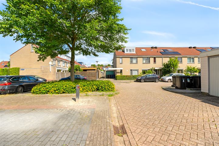 Bekijk foto 47 van Kornoeljestraat 2