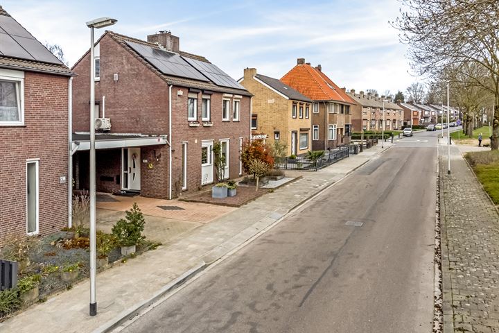 Bekijk foto 30 van Demstraat 76