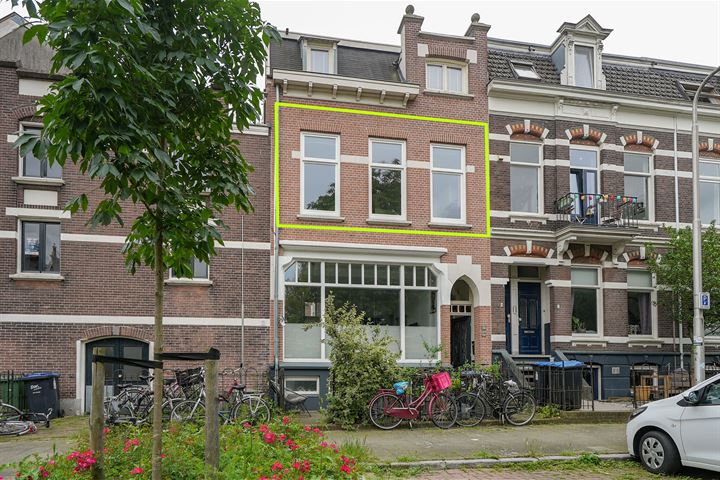 Bekijk foto 1 van Pontanusstraat 5-A