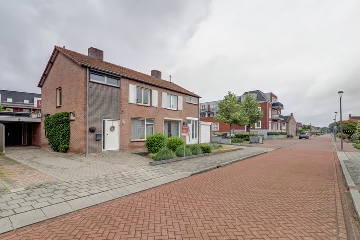 Bekijk foto 4 van Bosschekampstraat 15