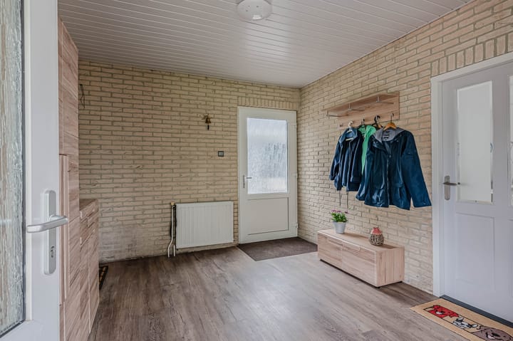 Photo 26 of Eexterweg 9-A