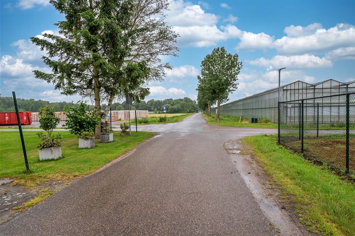 Bekijk foto 47 van Middenweg 202