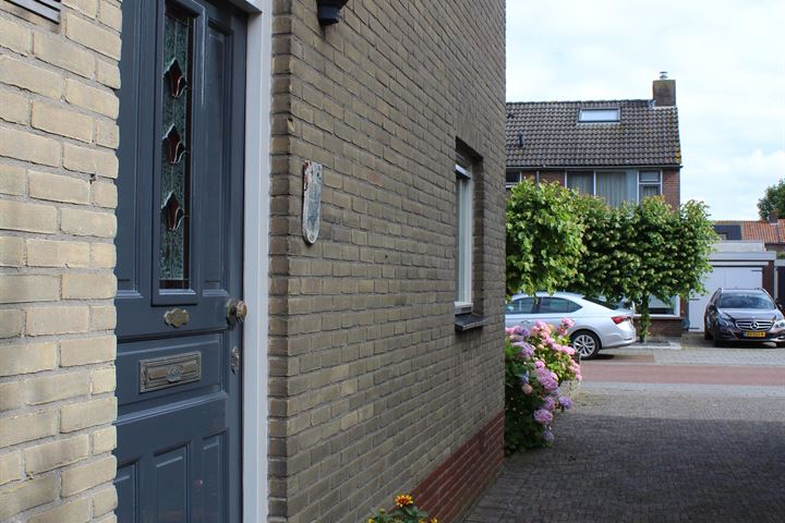 Bekijk foto 3 van Oudlandstraat 15