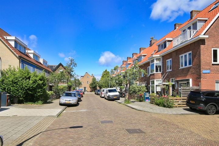 Bekijk foto 35 van Van Egmondstraat 48-RD