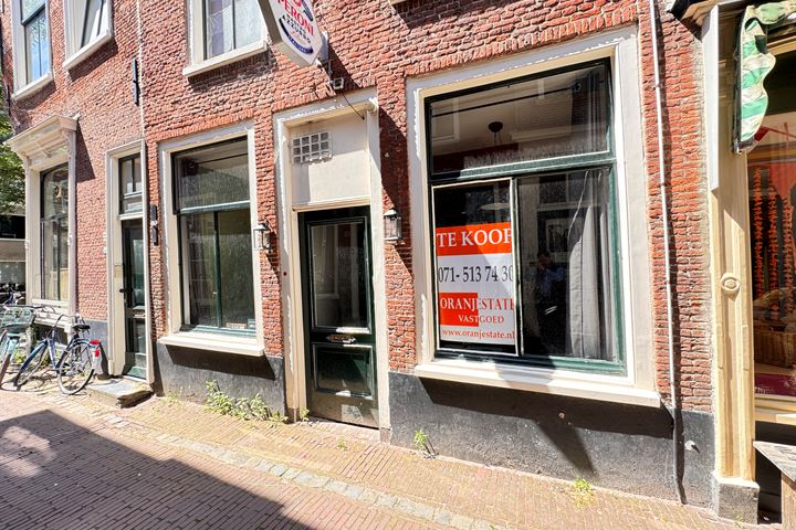 Diefsteeg 19, Leiden