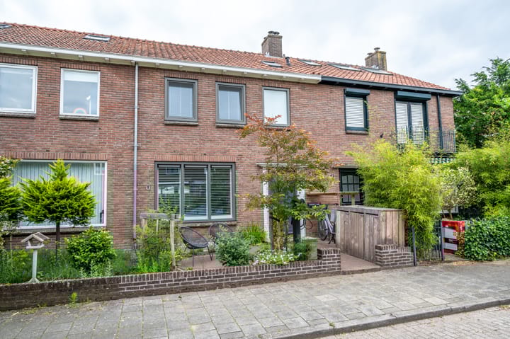 Photo 52 of Gemsstraat 13