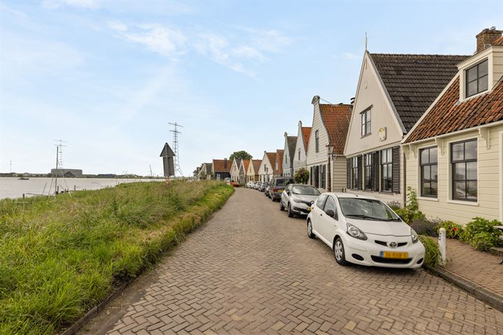 Bekijk foto 23 van Durgerdammerdijk 66