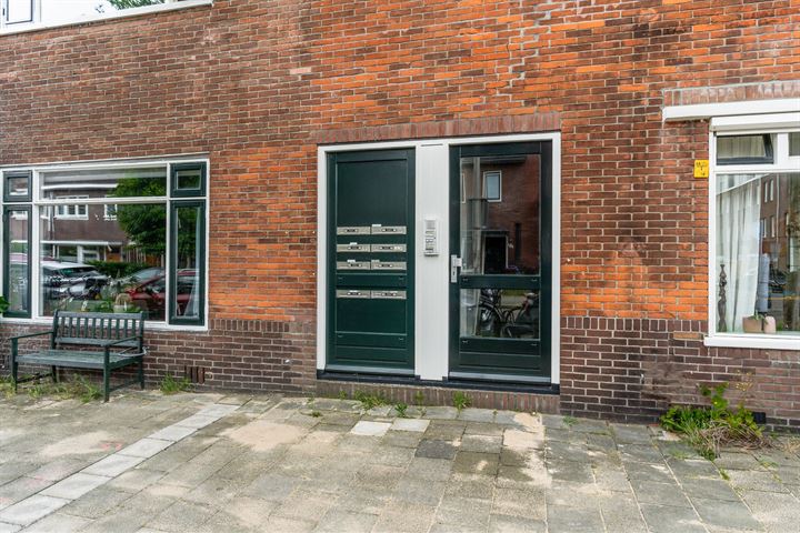 Bekijk foto 2 van Hasebroekstraat 21-A