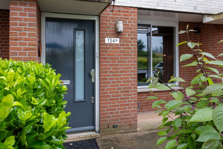 Bekijk foto 30 van Veerpolderstraat 134-A