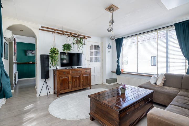 Foto 7 van Zeedijk 25