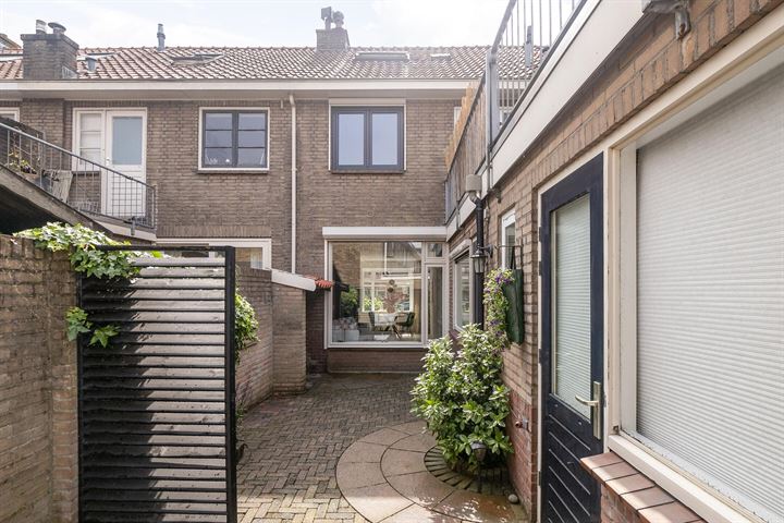 Bekijk foto 27 van Apeldoornsestraat 4