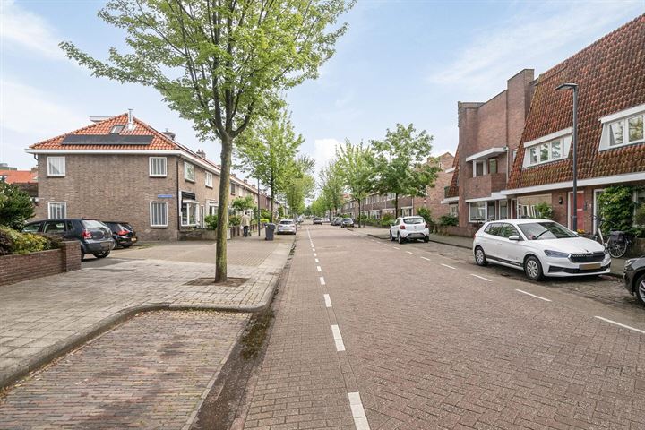 Bekijk foto 32 van Apeldoornsestraat 4