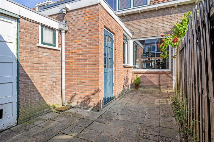 View photo 26 of Rijnstraat 18