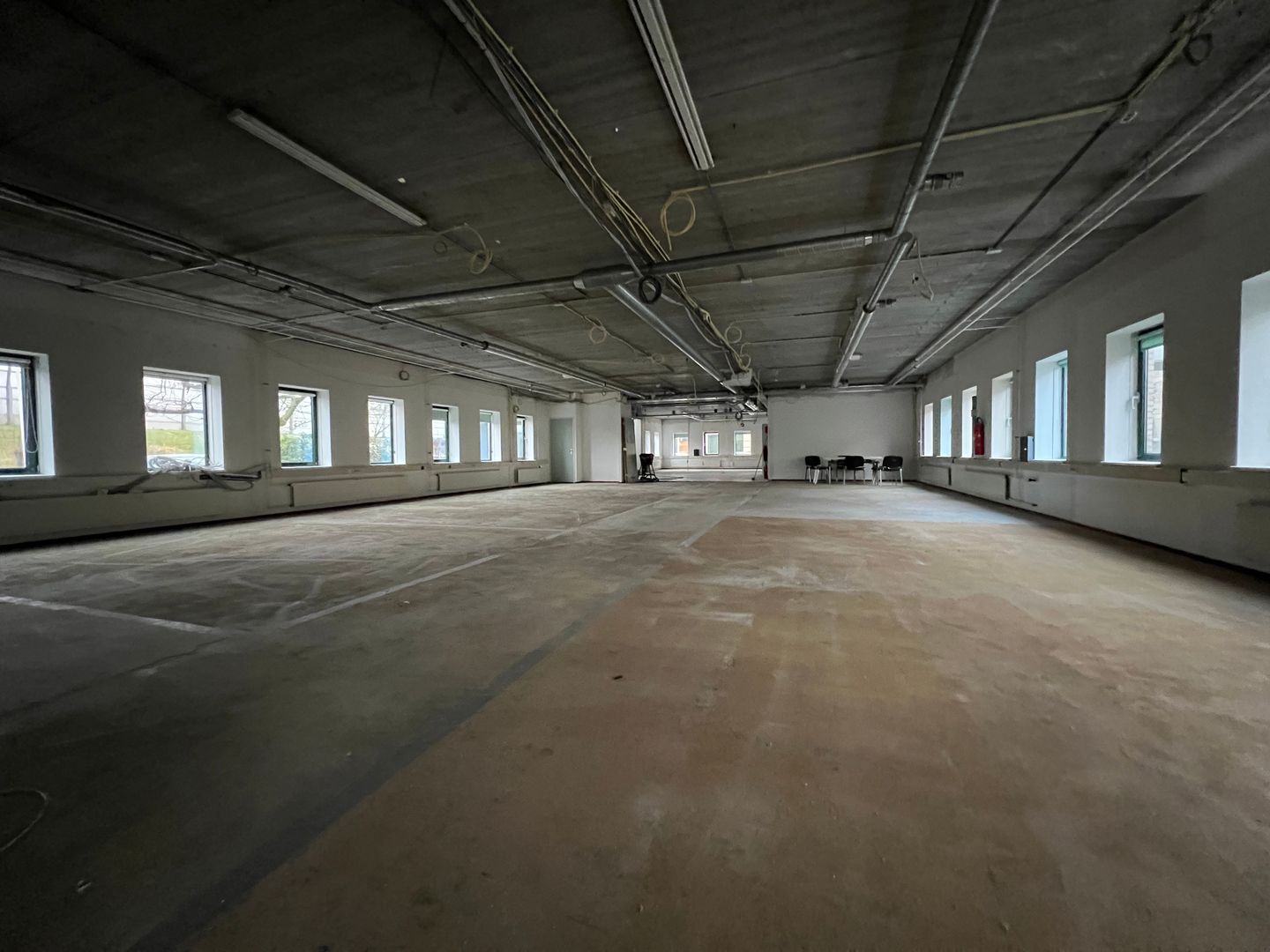 View photo 5 of Stationspark 500