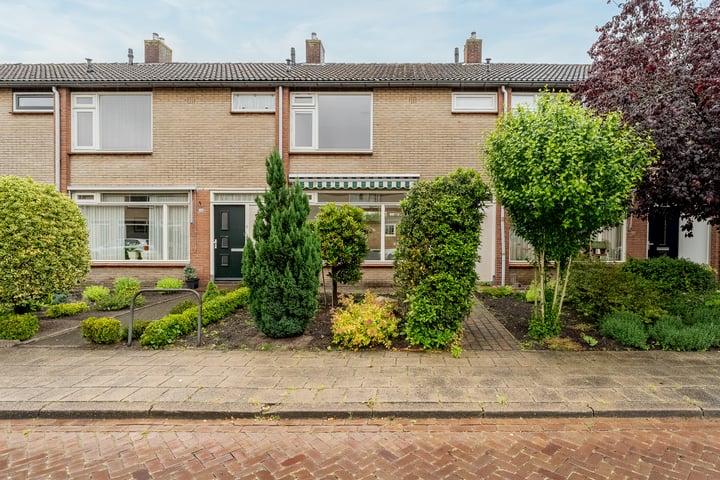 Bekijk foto 1 van Engelsstraat 115