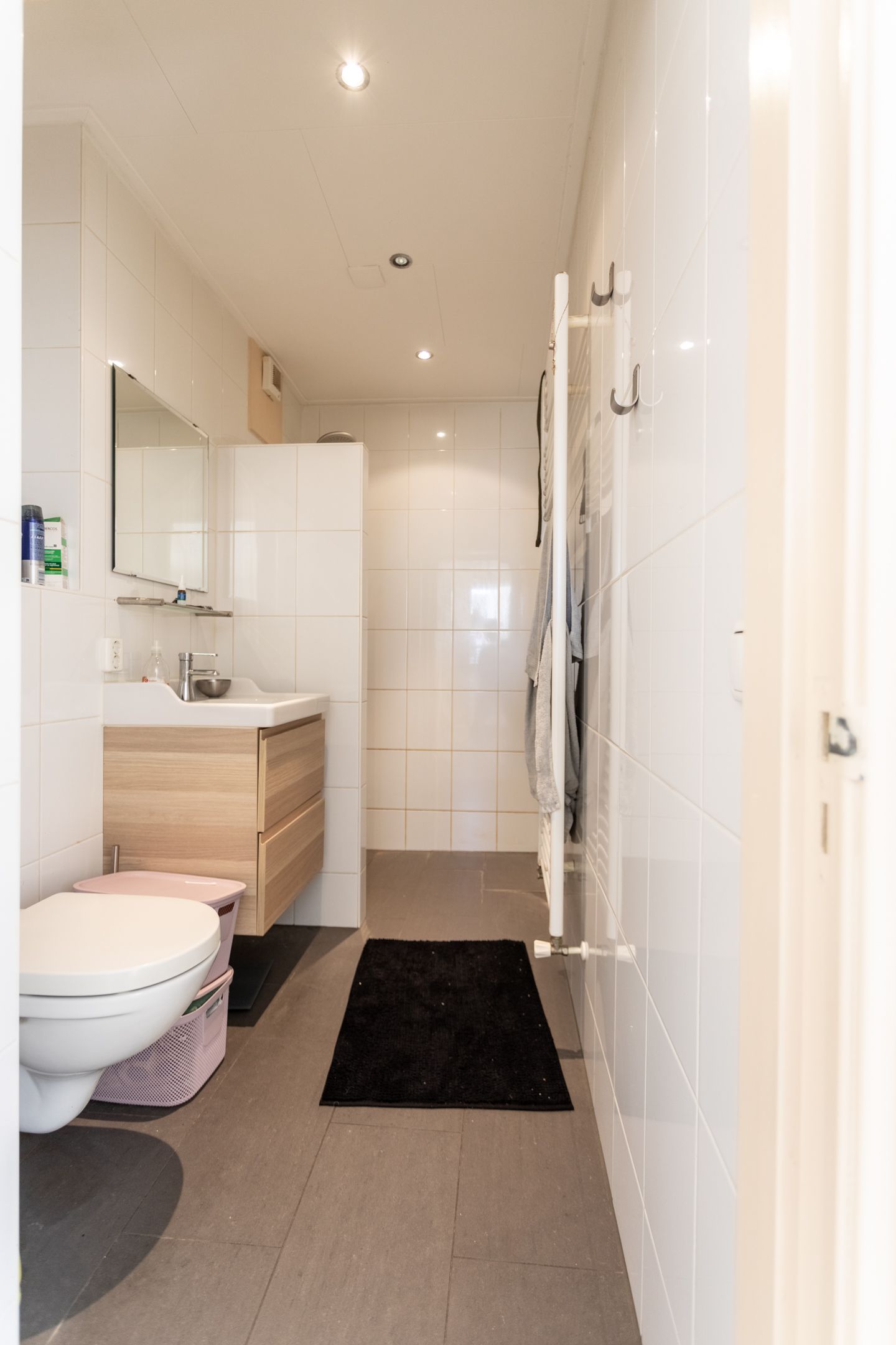 Photo 15 of Voorstraat 139-B