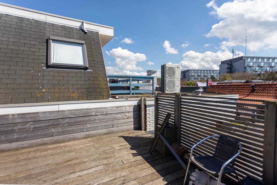 Photo 17 of Voorstraat 139-B