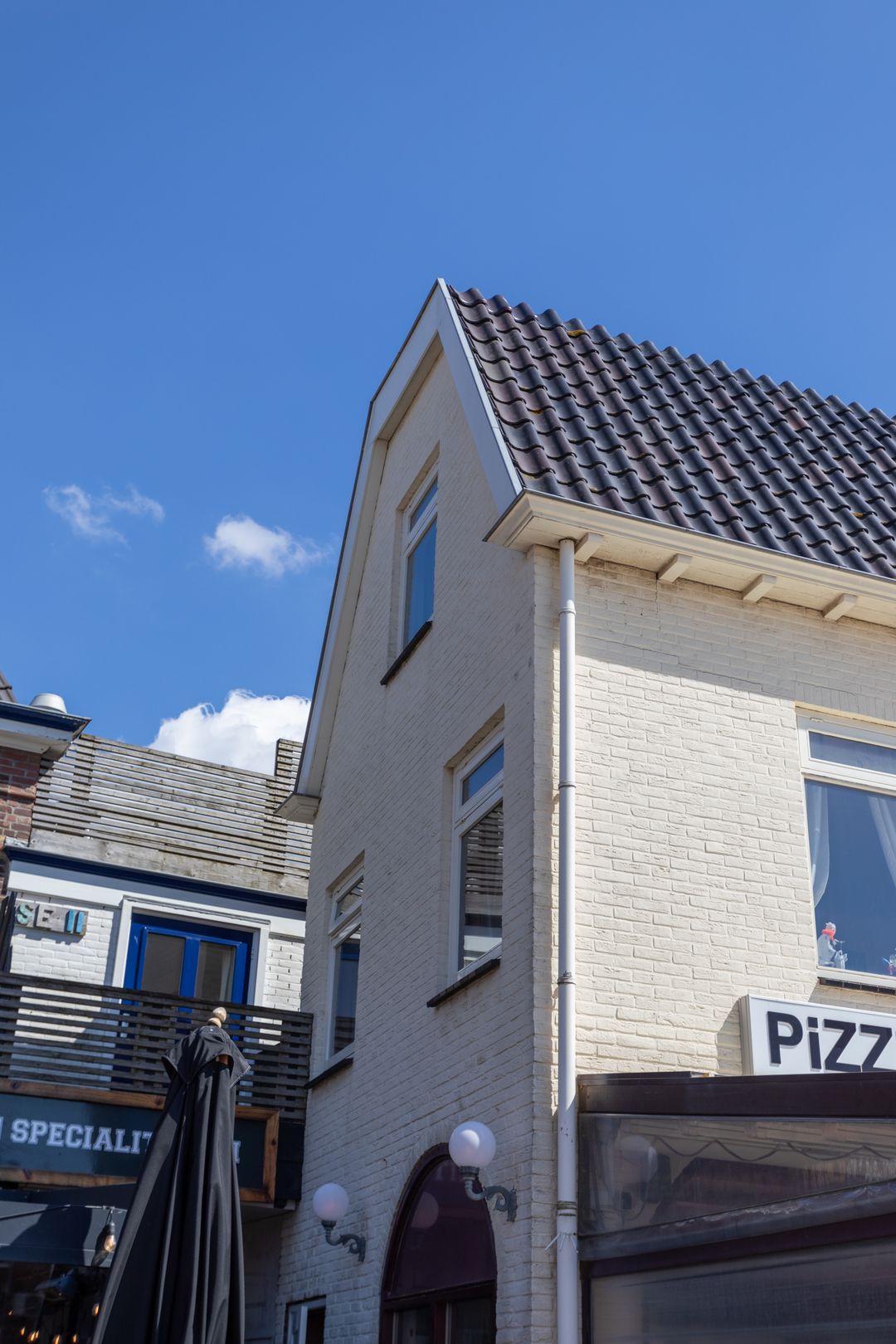 Photo 22 of Voorstraat 139-B