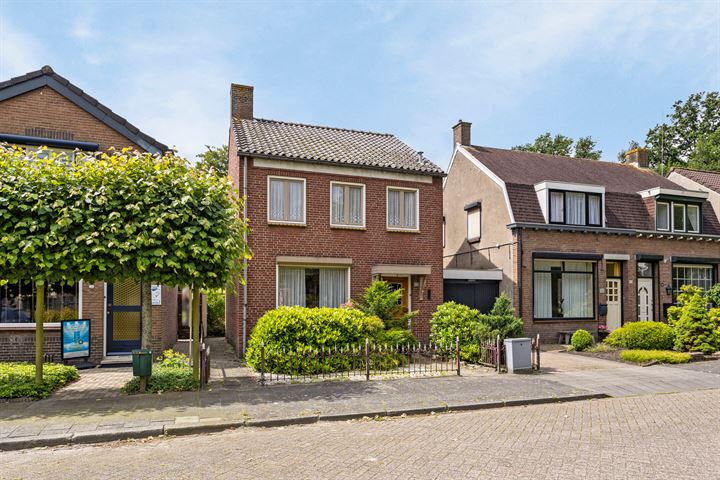 Bekijk foto 1 van Voorstraat 172