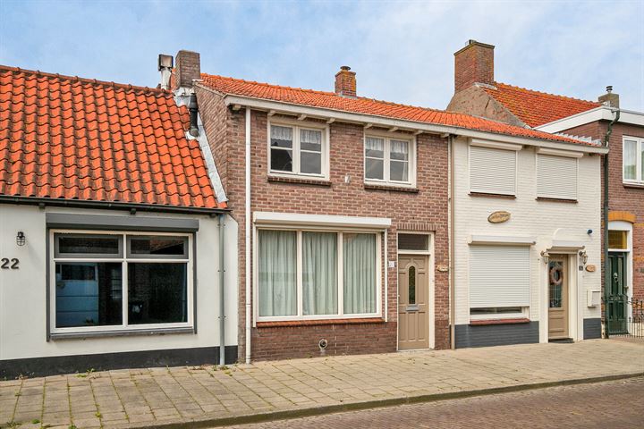 View photo 2 of Achterstraat 20