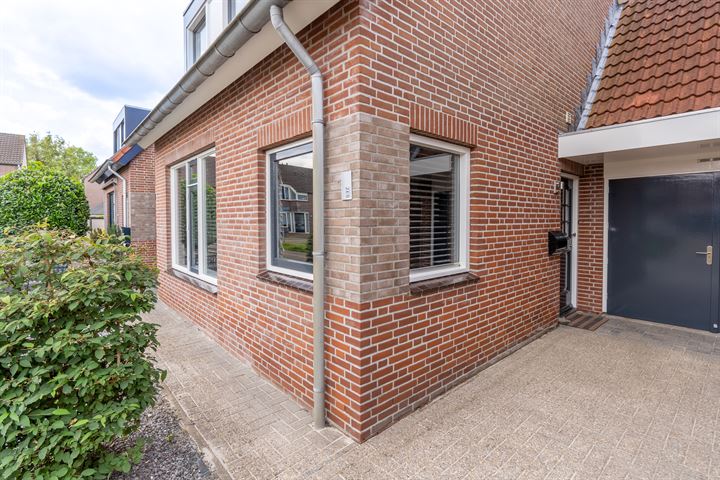 Bekijk foto 4 van Vicarisstraat 6