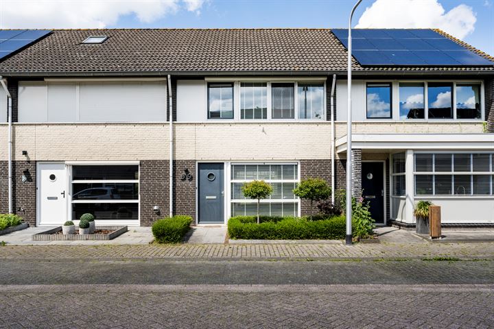 Bekijk foto 1 van Muggenbergstraat 59