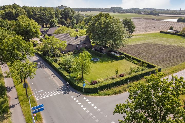 Bekijk foto 42 van Strijbeekseweg 50