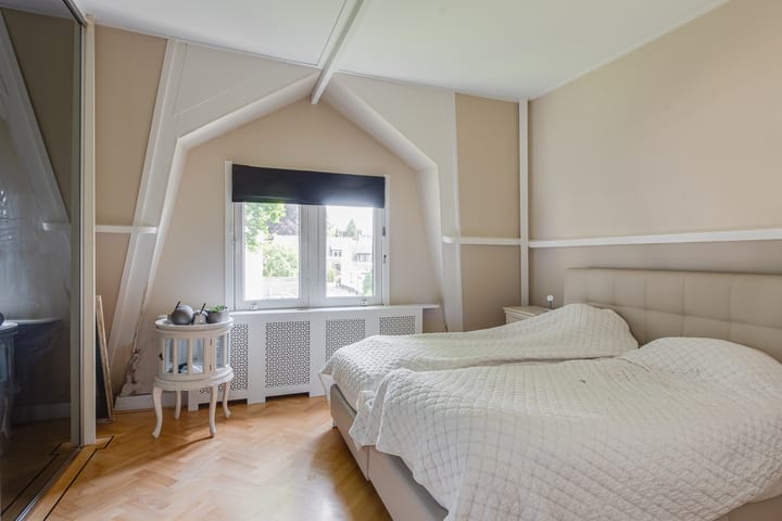 Foto 15 van Floralaan 1