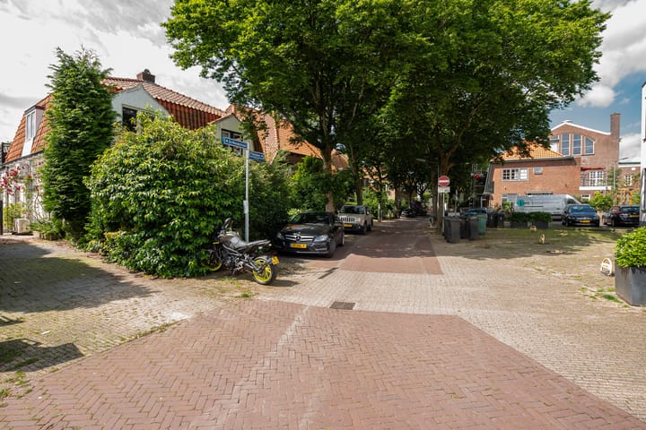 Foto 24 van Floralaan 1