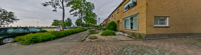 View 360° photo of Voorzijde of St. Hubertus-plaats 17