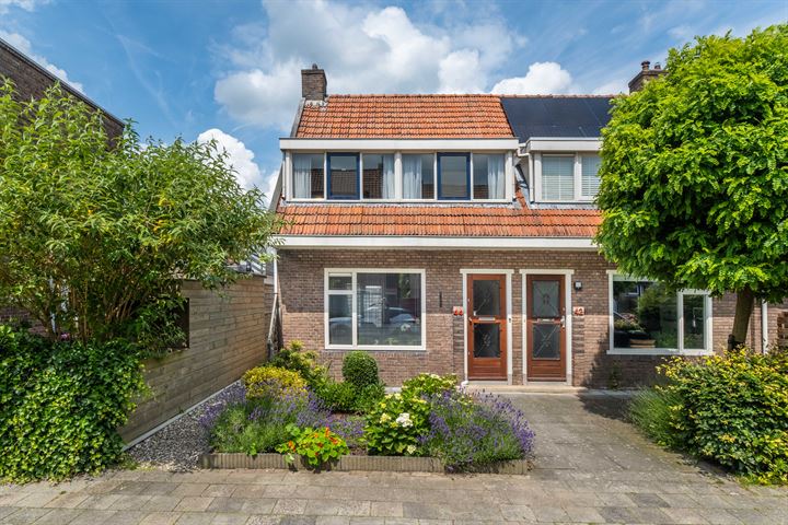 Bekijk foto 1 van Roekstraat 44