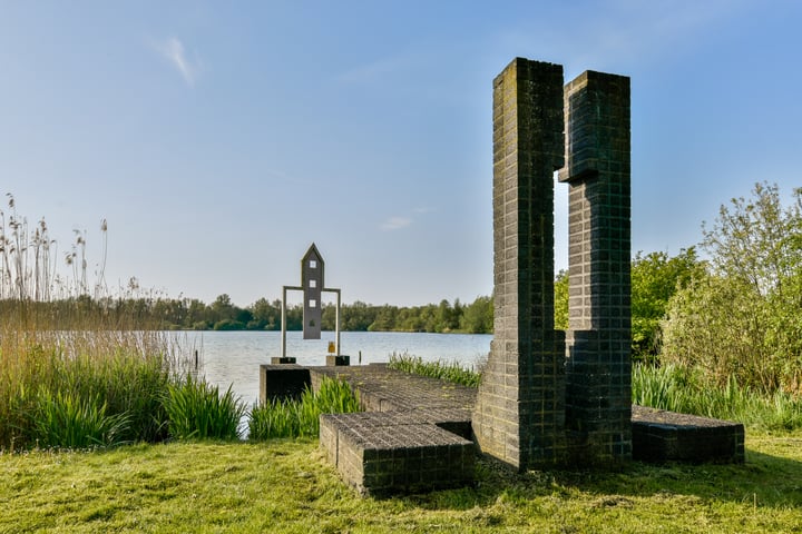 Bekijk foto 23 van Leusdenhof 335